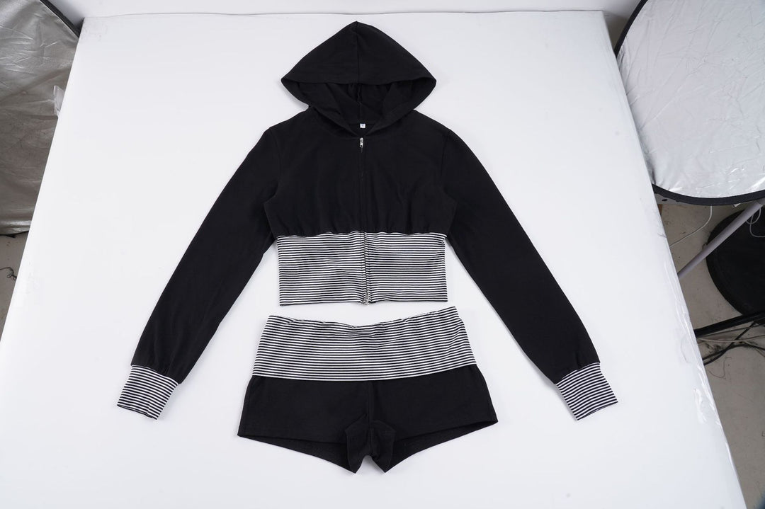 Damen nan kurz geschnittenes Lounge-Set mit Kapuzen-Cropped-Zip und gestreiften Highwaist-Shorts EB