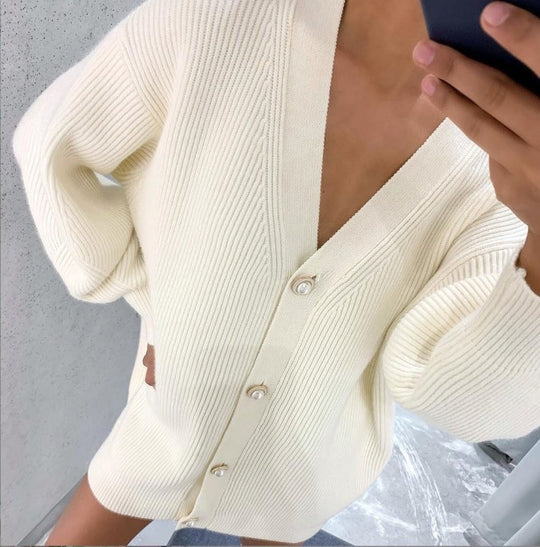 Damen Übergroße Strickjacke mit tiefem V-Ausschnitt und eleganten Knöpfen EB