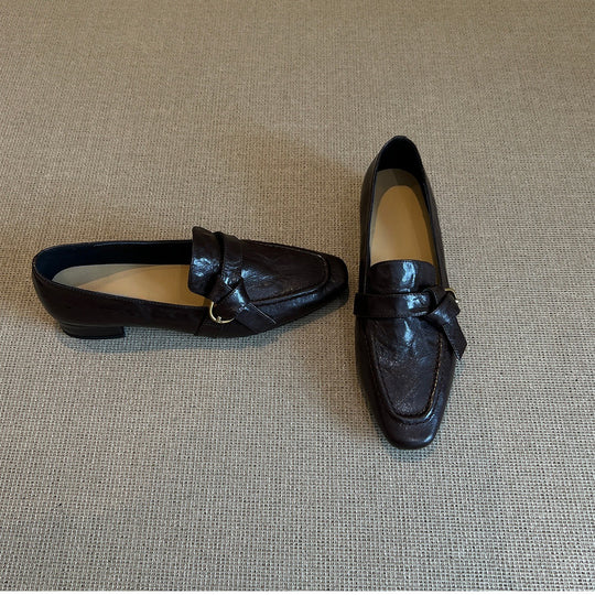 Damen Mokassins mit elegantem Schnallenakzent und weichem Veloursleder EB