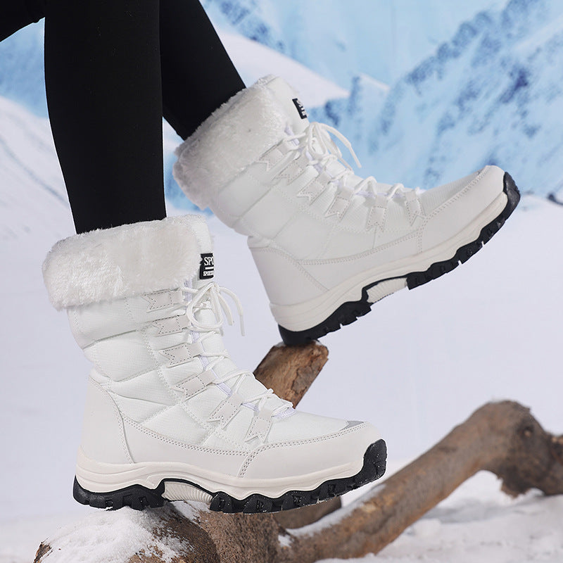 Damen Winterwanderboots mit isolierendem Futter und rutschfester Profilsohle EB