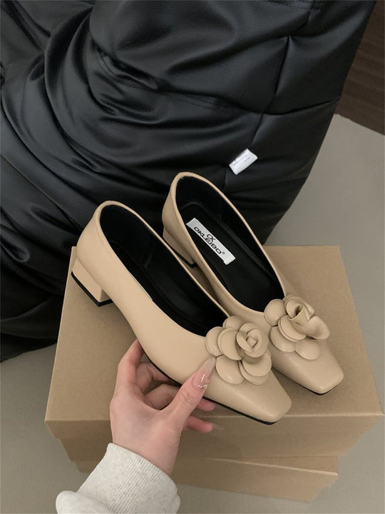Damen Ballerina-Pumps mit dekorativem Blumendetail EB