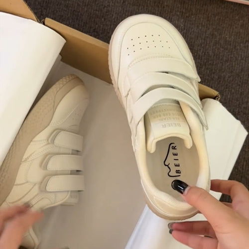 Damen Sneakers mit verstellbarem Klettverschluss und atmungsaktivem Obermaterial EB