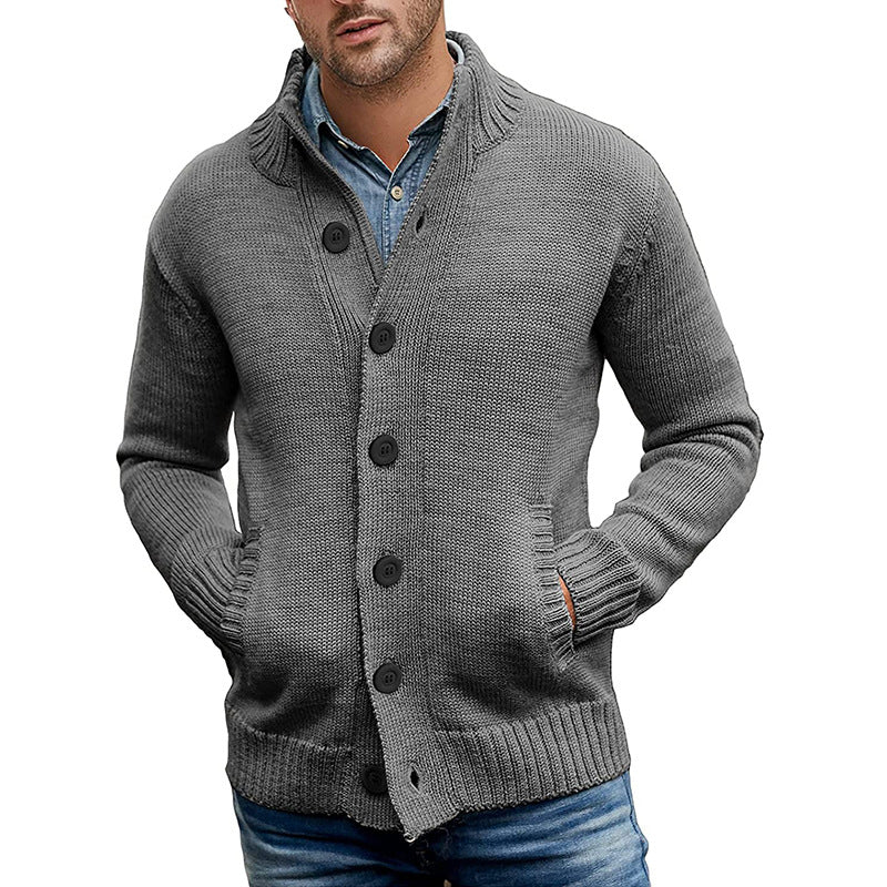 Herren Strickjacke mit großzügigen Taschen und klassischem Knopfverschluss EB