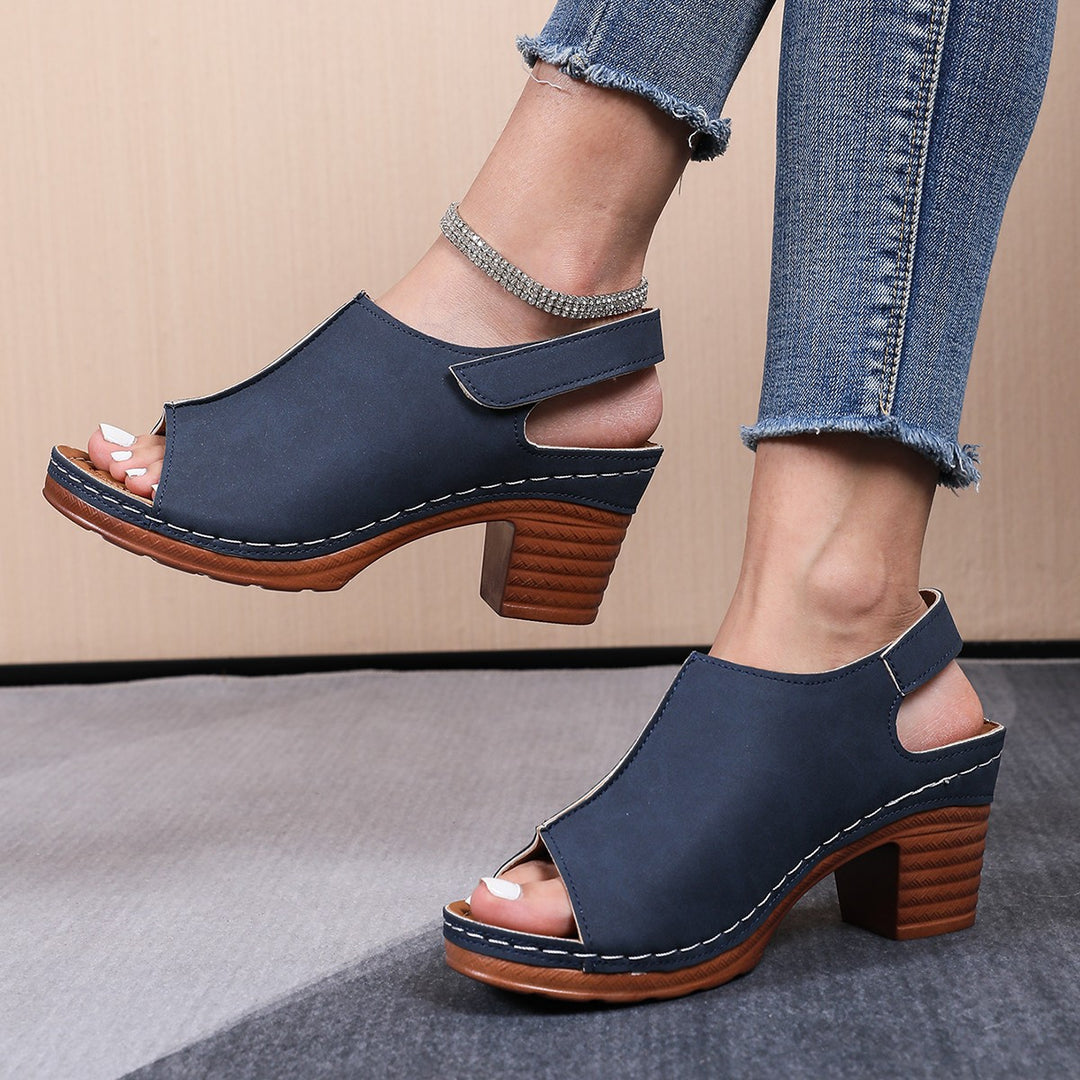 Damen Clogs mit elegantem offenes Design und komfortablem Blockabsatz EB