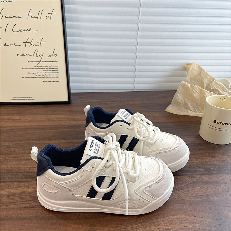 Damen Sportliche Sneaker mit atmungsaktiver Oberflächenstruktur und rutschfester Sohle EB