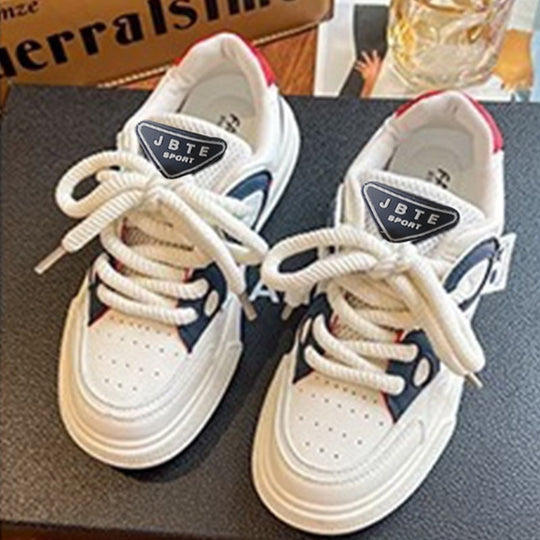 Damen Sportliche Sneakers mit einzigartigem Design und komfortabler Dämpfung EB