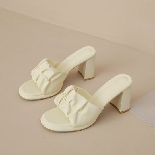 Damen elegante Blockabsatz-Sandalen mit modischem Rüschendesign EB