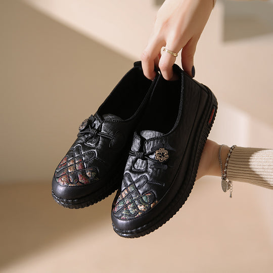 Damen bequeme Mokassins mit floralem Design EB