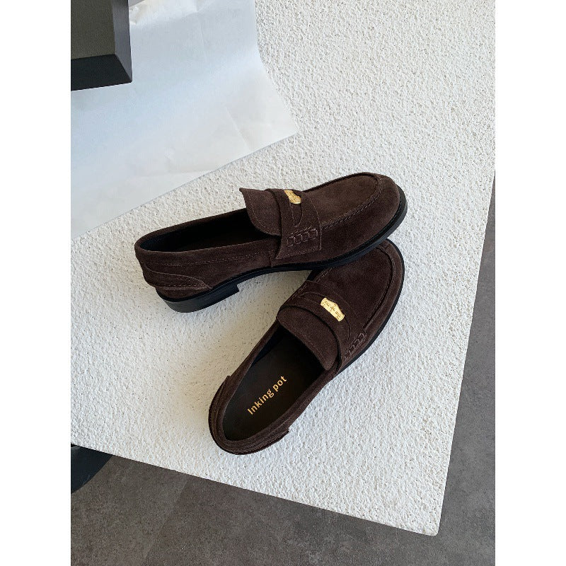 Damen Mokassins aus weichem Wildleder mit elegantem Goldakzent EB