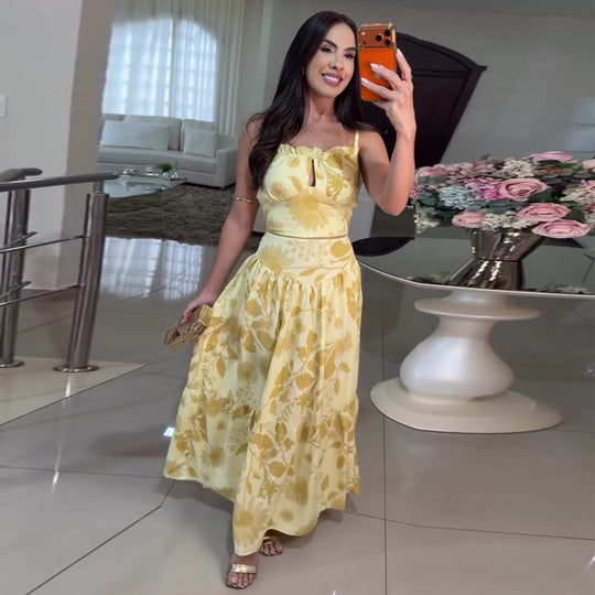 Damen Maxikleid mit floralem Design und luftiger Silhouette EB
