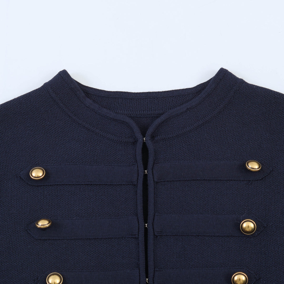 Damen nan military-inspirierte Kurzjacke mit runder Halslinie, taillierter Silhouette und goldfarbenen Zierknöpfen EB