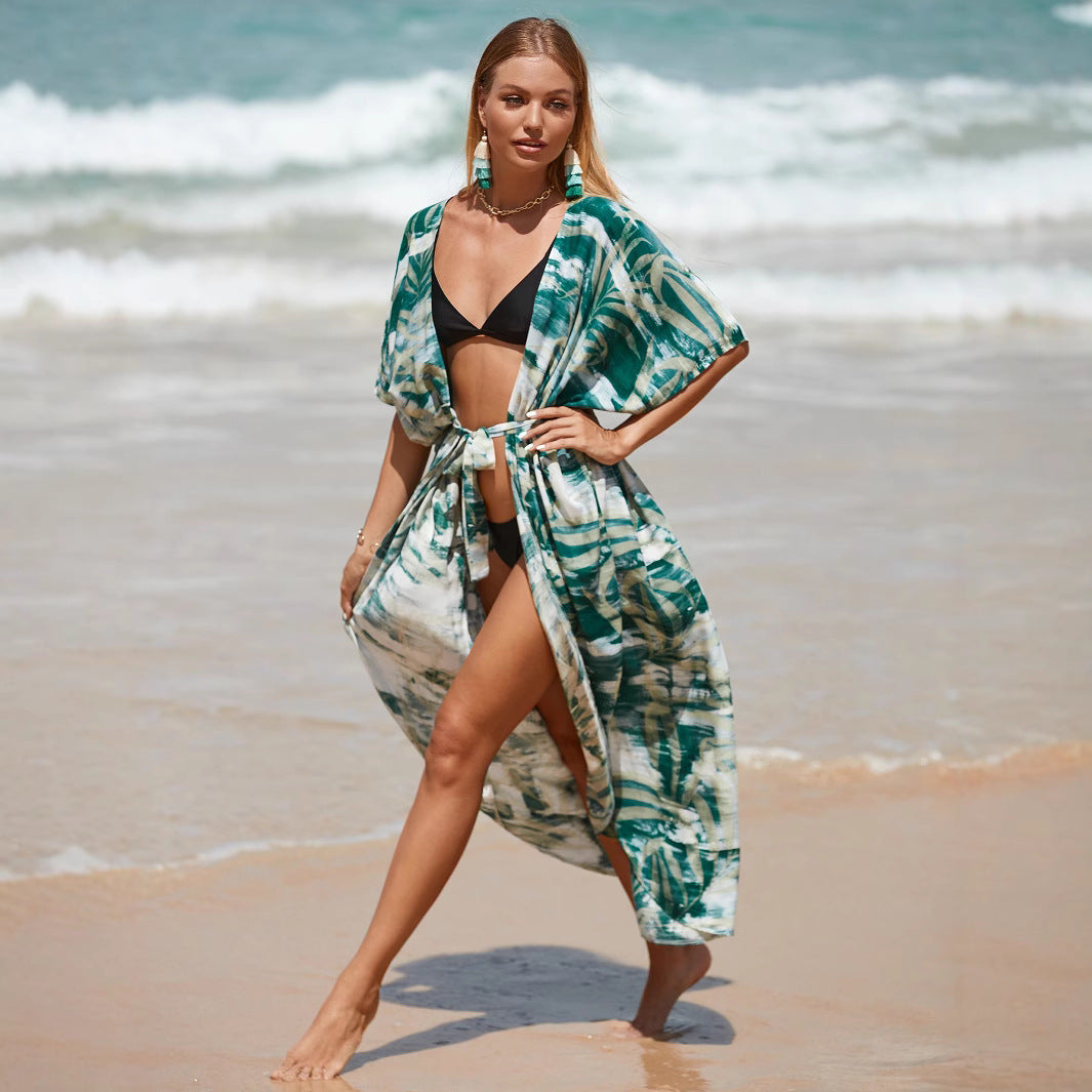 Damen Strandkleid mit großzügigem Schnitt und elegantem Wickeldesign EB