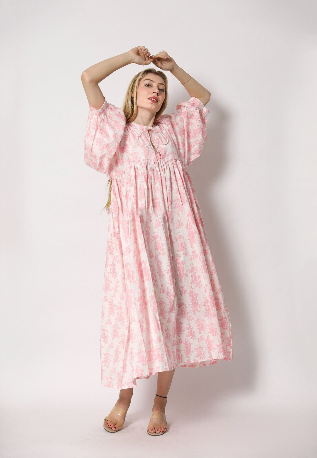 Damen Maxi-Kleid mit voluminösen Ärmeln und raffiniertem Bindungsdetail EB
