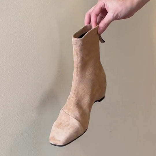 Damen Stiefeletten mit elegantem spitzen Zehen und strukturiertem Obermaterial EB