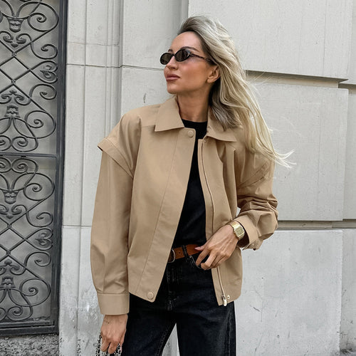 Damen Kurze Utility-Jacke mit voluminösen Ärmeln und praktischen Taschen EB