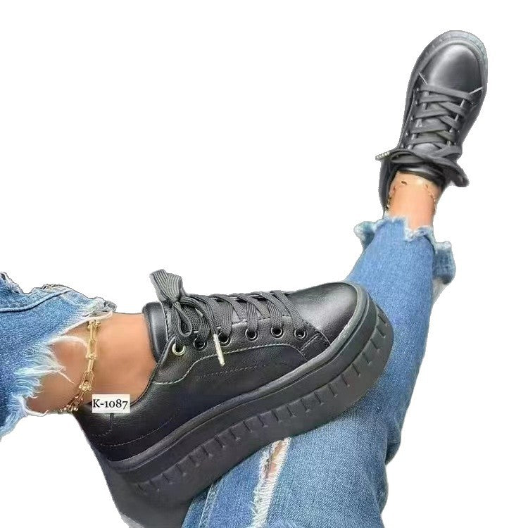 Damen modische Plateausneaker mit detailreicher Schnürung und komfortabler Sohle EB