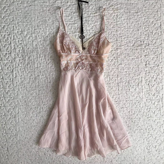 Damen Elegantes Nachthemd mit Spitzenverzierungen EB