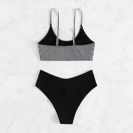 Damen Bikini-Set mit lässigem Streifenoberteil und hochgeschnittenem Slip EB