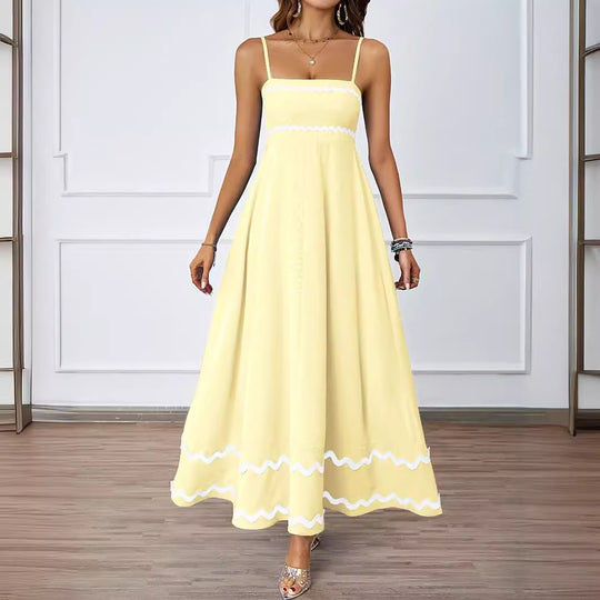 Damen Maxikleid mit schmalen Trägern und verspieltem Wellenmuster EB
