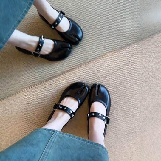 Damen Ballerinas mit dekorativen Nieten und komfortablem Riemchen EB