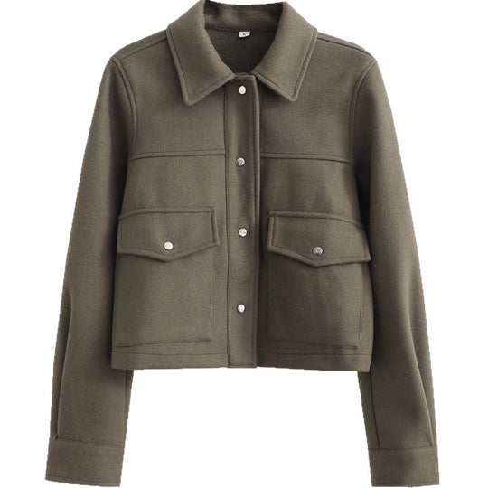 Damen Kurz geschnittene Wolloptik-Jacke mit Pattentaschen und Druckknöpfen EB