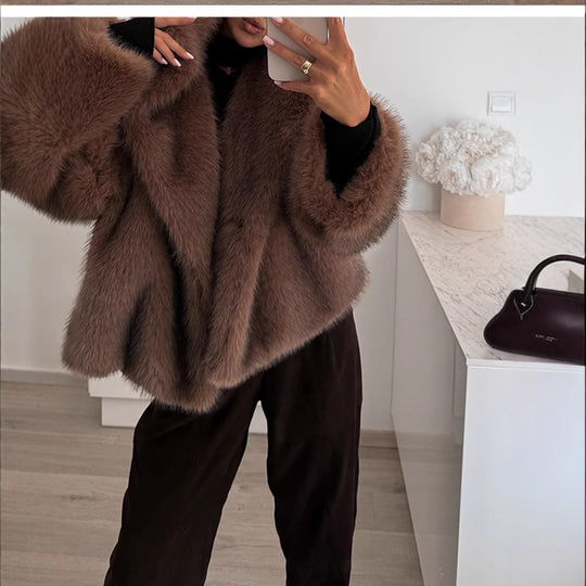 Damen stylischer Kunstfellmantel mit breitem Kragen EB