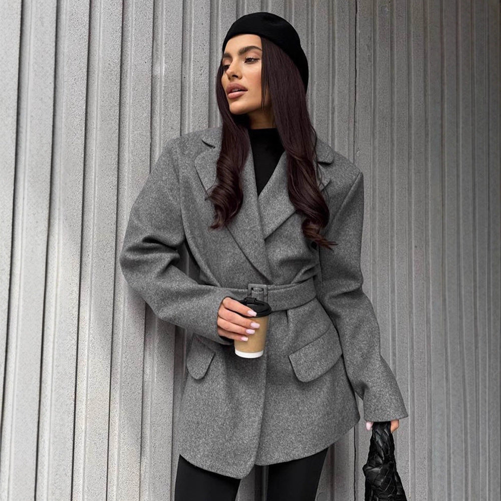 Damen taillierter Wollblazer mit Gürtel EB