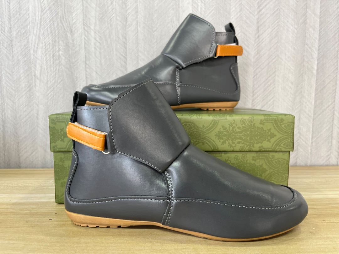 Unisex nan knöchelhohe Lederimitat-Boots mit Klettverschluss und rutschfester Gummisohle EB