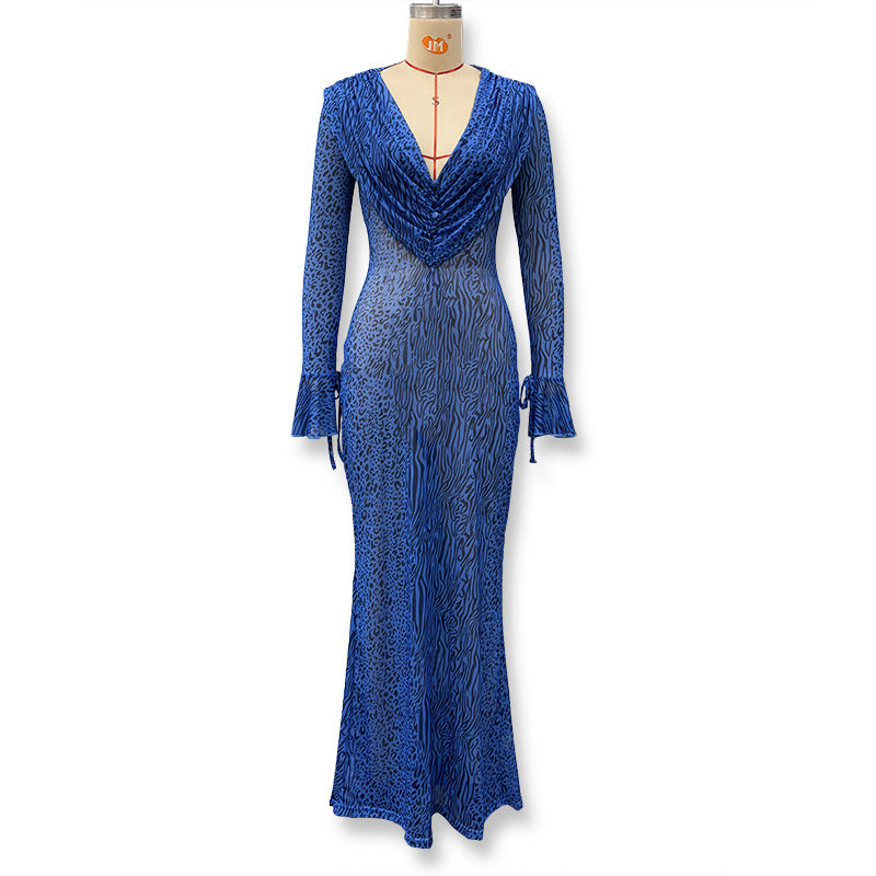 Damen elegantes Maxikleid mit tiefem V-Ausschnitt und verspielten Rüschendetails EB