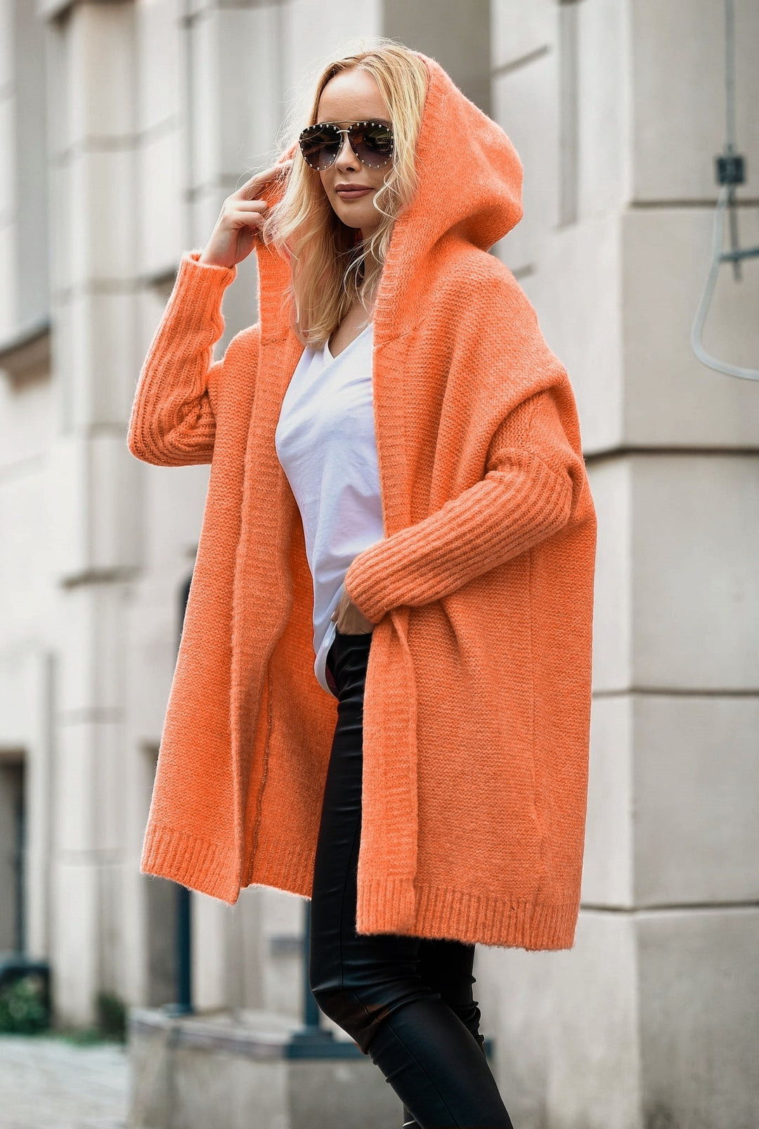 Damen lässiger Strickcardigan mit Kapuze und großen Taschen EB