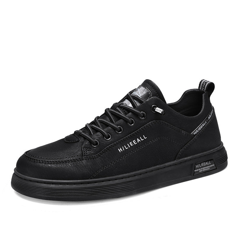 Herren niedrig geschnittener Sneaker mit perforierter Seitenwand, Metallösen und gedämpfter Plateausohle EB