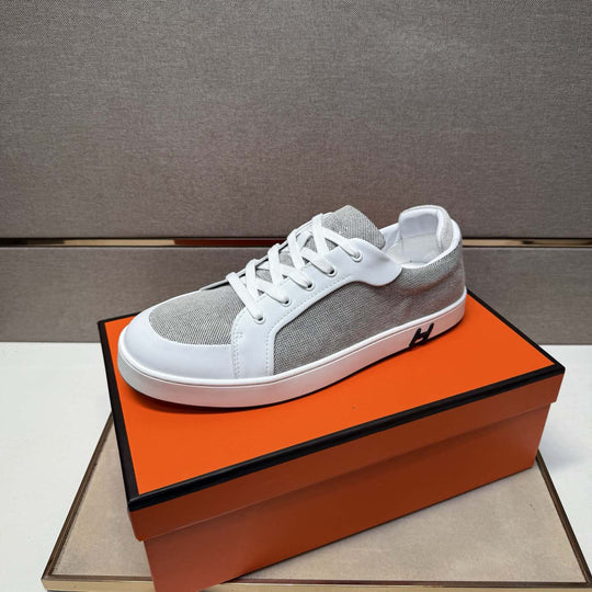 Damen sportliche Sneakers aus edlem Kunstleder mit rutschfester Sohle EB