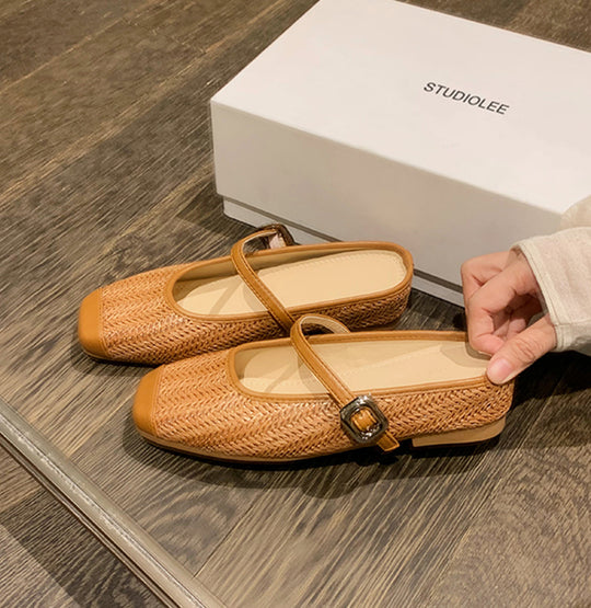 Damen Elegante Ballerinas mit modischem Riemchen und feiner Struktur EB