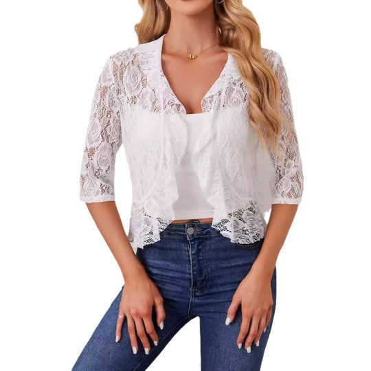 Damen Spitzenjacke mit romantischem Schnitt und dekorativen Rüschen EB