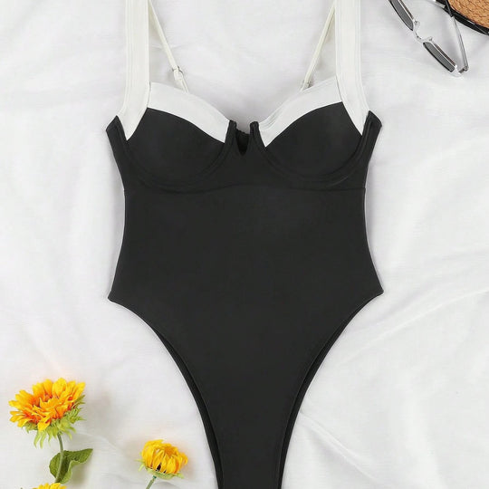 Damen Hochgeschnittener Badeanzug mit eleganten Verzierungen EB