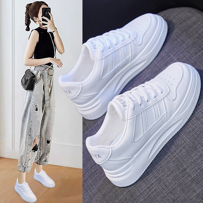 Damen Elegante Sneaker mit modischen Details und bequemer Sohle EB