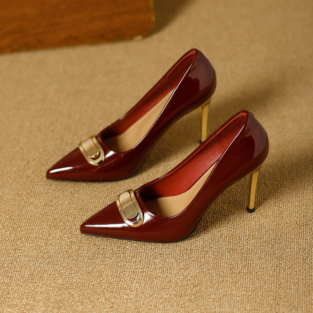 Damen stilvolle Lackpumps mit eleganter Goldschnalle EB