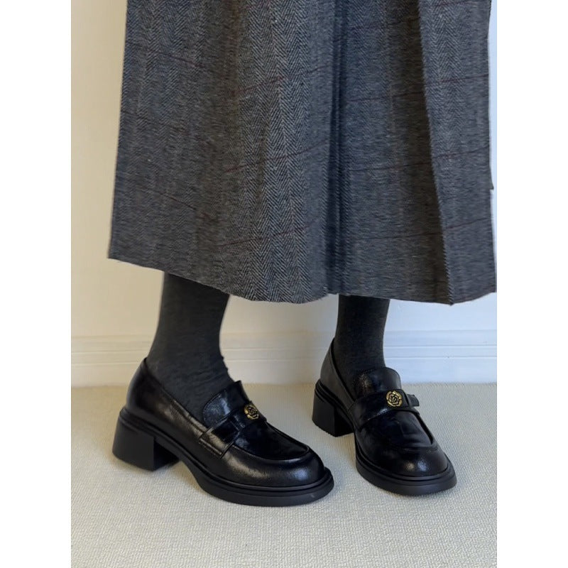 Damen Mokassins mit eleganter Schnallenverzierung und komfortablem Blockabsatz EB