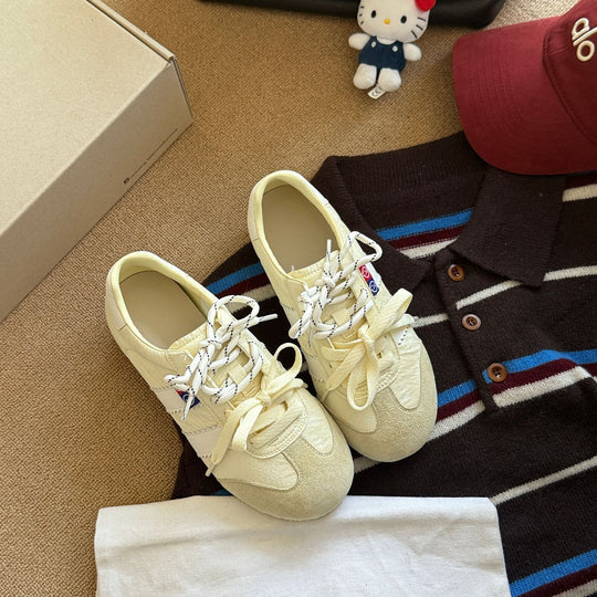 Damen Sportliche Sneaker mit innovativem Design und atmungsaktiver Obermaterialstruktur EB