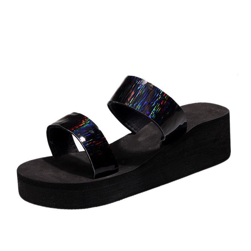 Damen Riemensandalen mit glänzenden Akzenten und komfortablem Plateau EB