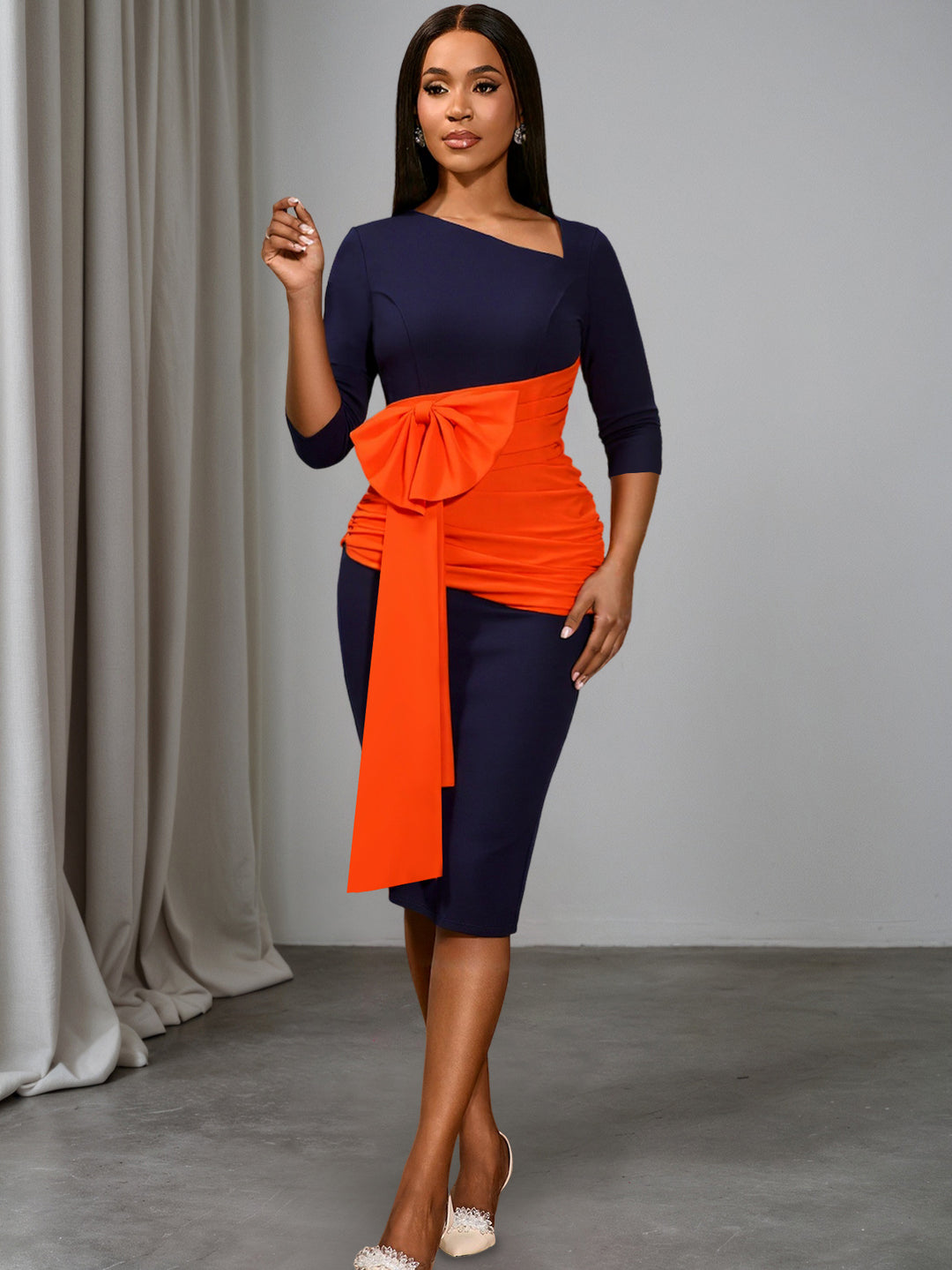 Damen Effortlessly Chic Kleid mit asymmetrischem Design und voluminösem Rüschenelement EB