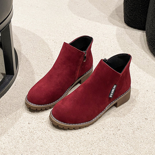 Damen nan kurze Reißverschluss-Stiefelette aus Veloursoptik mit profiliertem Traktorsohlensystem und gepolstertem Komfortfutter EB
