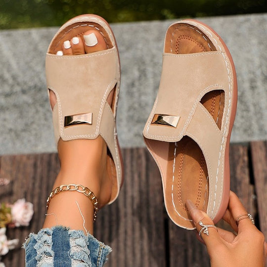 Damen Modische Slipper mit elegantem Riemendetail EB