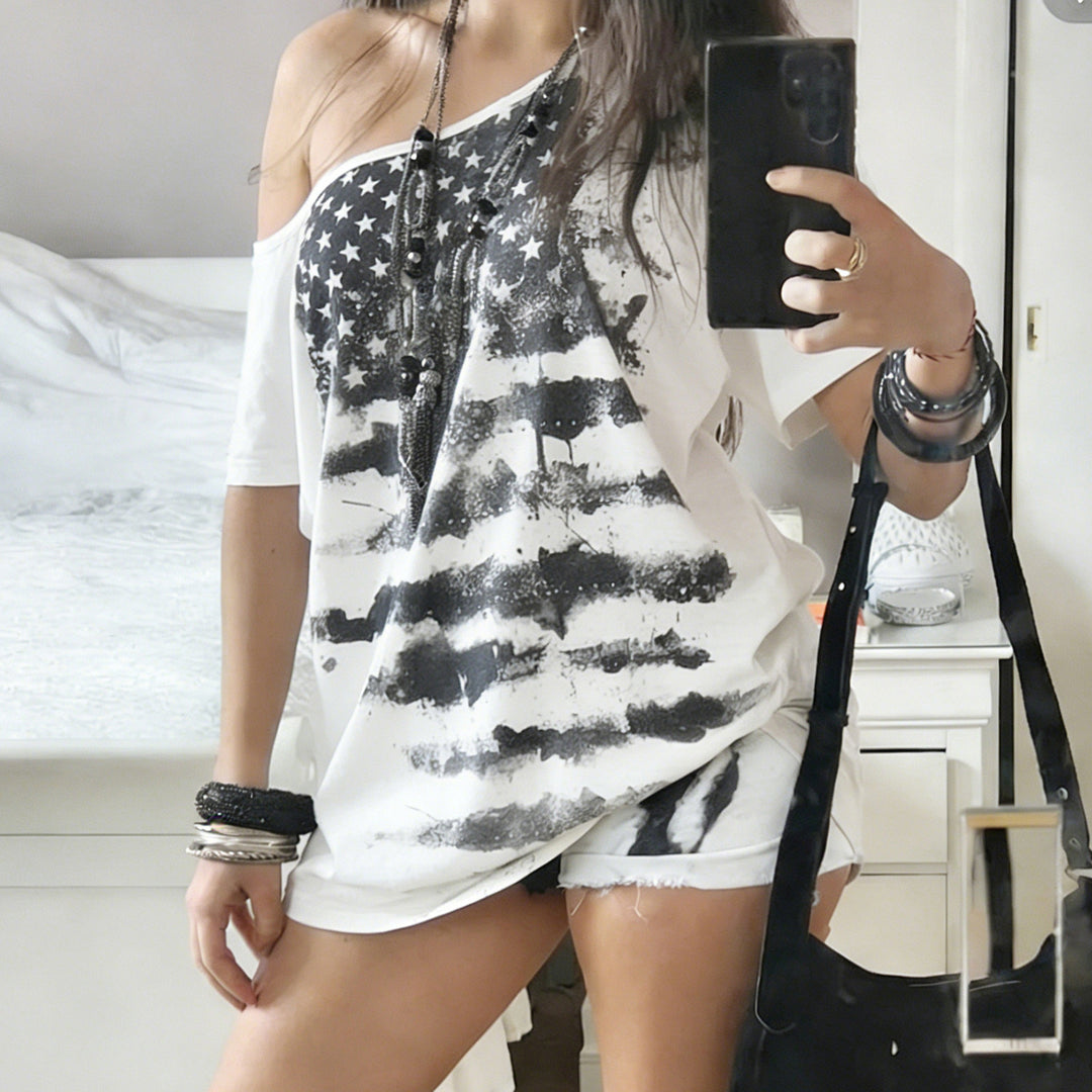Damen Oversized T-Shirt mit asymmetrischem Schnitt und grafischem Sterneprint EB