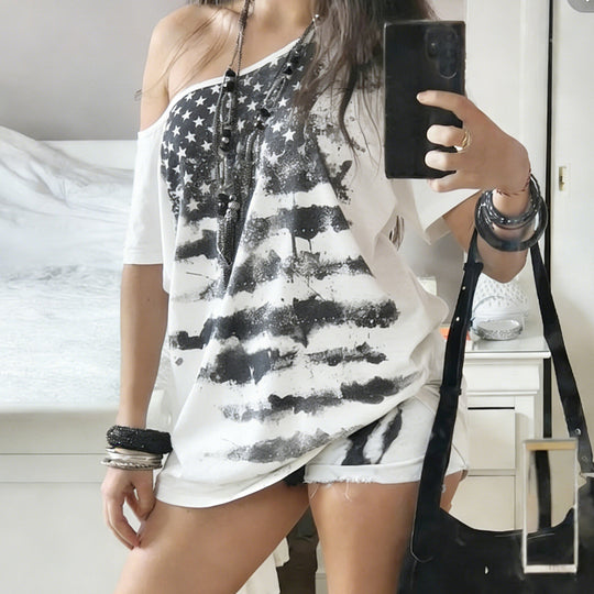 Damen Oversized T-Shirt mit asymmetrischem Schnitt und grafischem Sterneprint EB