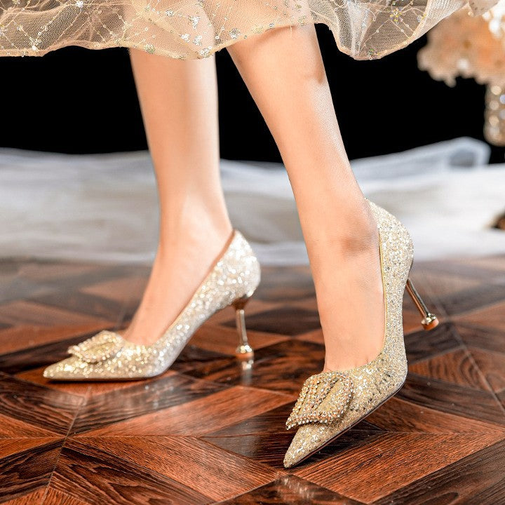 Damen Glamouröse High Heels mit funkelndem Strassdetail und raffinierter Schleifenverzierung EB