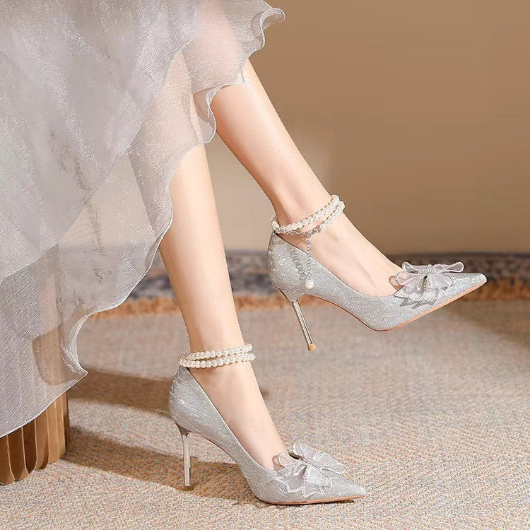 Damen stilvolle Pumps mit elegantem Schleifenakzent und schimmerndem Obermaterial EB