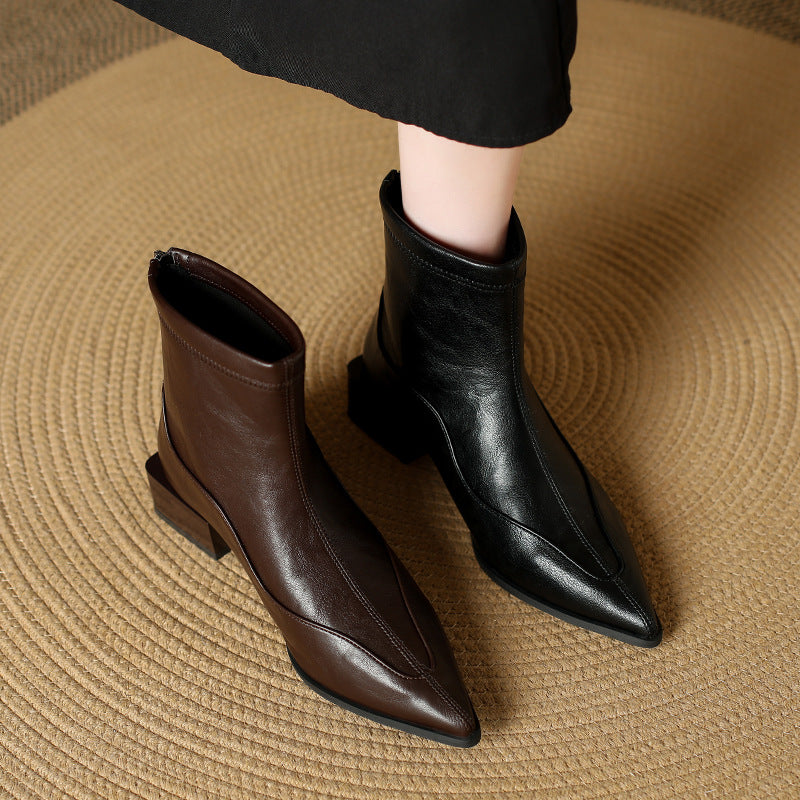 Damen elegante Stiefeletten mit modernem Blockabsatz und spitz zulaufender Schuhform EB