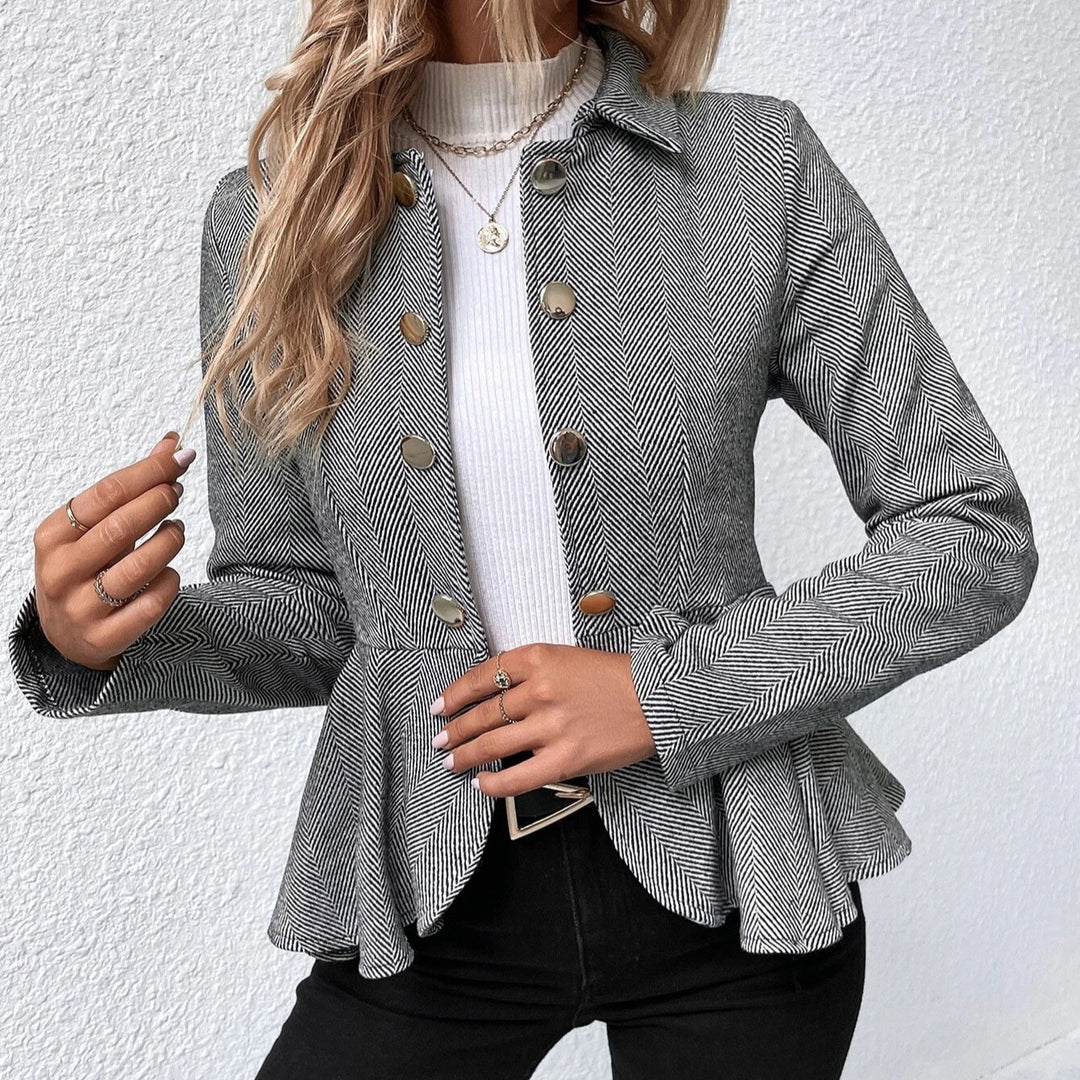 Damen Chic Tailored Blazerjacke mit asymmetrischem Saum und Knopfdetails EB