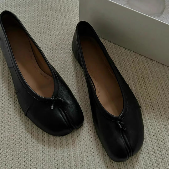 Damen Ballerinas mit raffinierter Zehenpartie und samtiger Lederverarbeitung EB